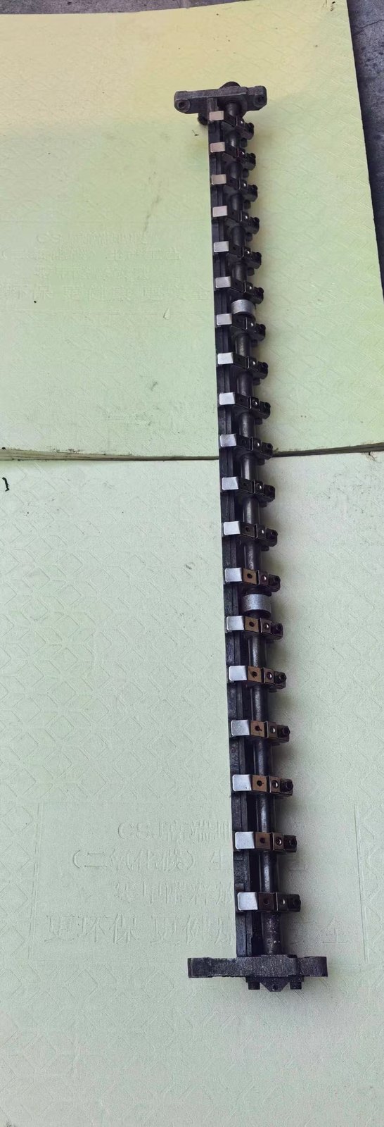 CD102 Delivery Gripper Bar