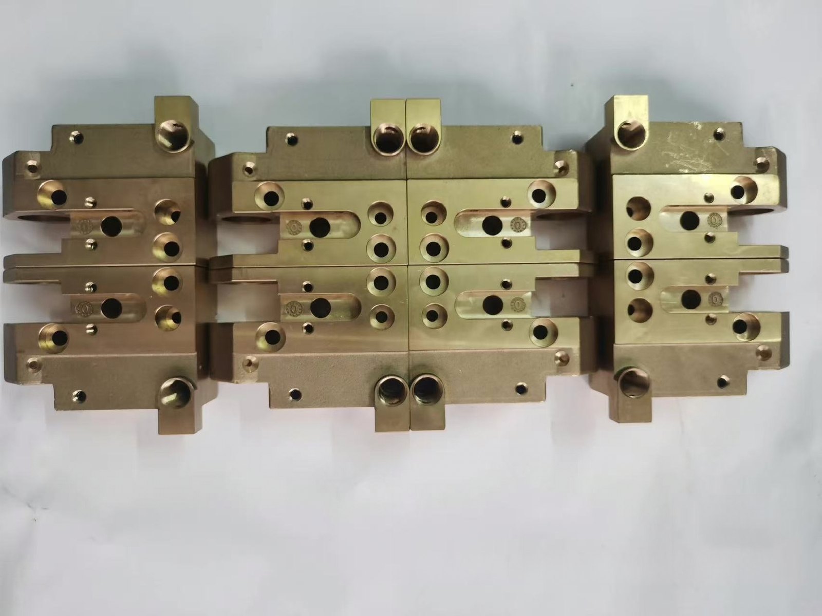 CD / SM102 Guide Rail Brass Mount