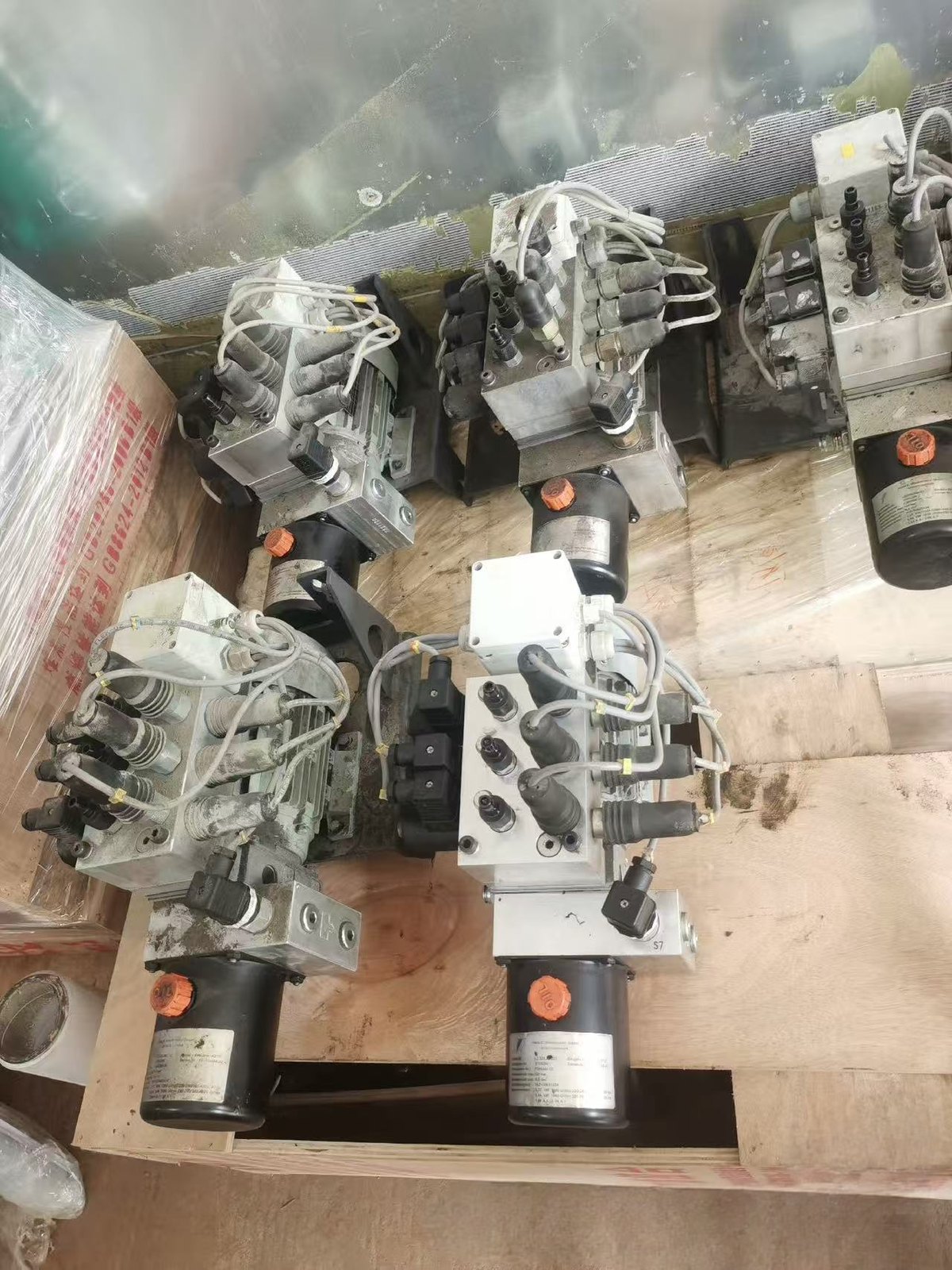 XL106 Perfecting Hydraulic Pump Valve